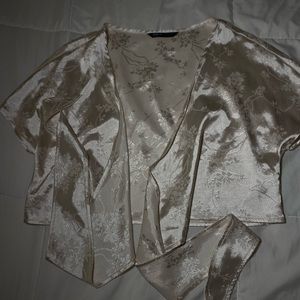 Satin, floral, stylish top